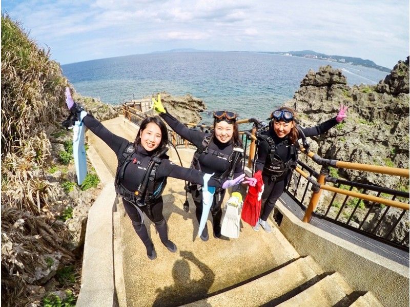 [沖繩 / 潛水執照 / PADI 高級潛水員] 挑戰沖繩最低價格 ★ 免費熱門 GoPro 照片和視頻 ★ 評論和照片滿意度 No1 ★の紹介画像
