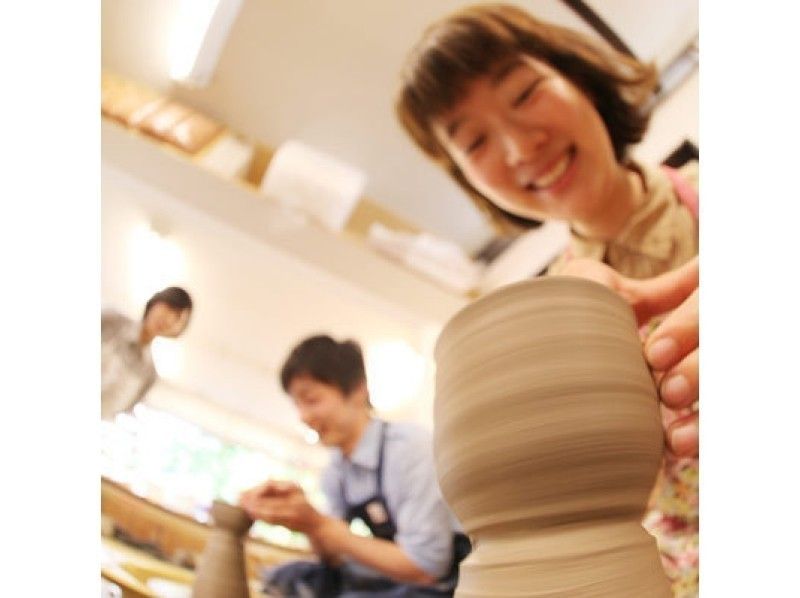 [Osaka Namba] Electric potter's wheel one-day experience course ☆ Ceramic art experience
