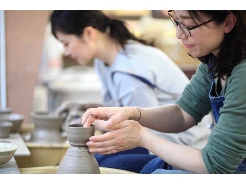 [Osaka Namba] Electric potter's wheel one-day experience course ☆ Ceramic art experience