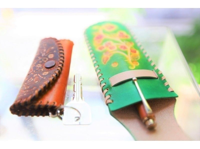 【福冈天神】皮革工艺一日体验☆手工钥匙包、笔盒、旅行包♪の紹介画像