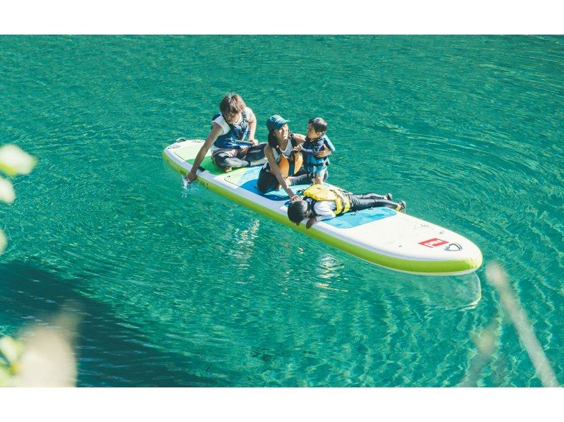 特大sup  家族で楽しめます 最大7人乗りのBIG SUP！】1ドリンク付き / みんなで楽しく海上