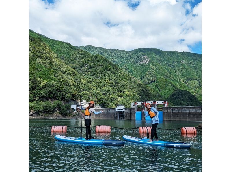 【三重・奥伊勢・SUP】【限定開催】最上流宮川ダム湖を貸切♪～秘境SUP１DAYツアーの紹介画像