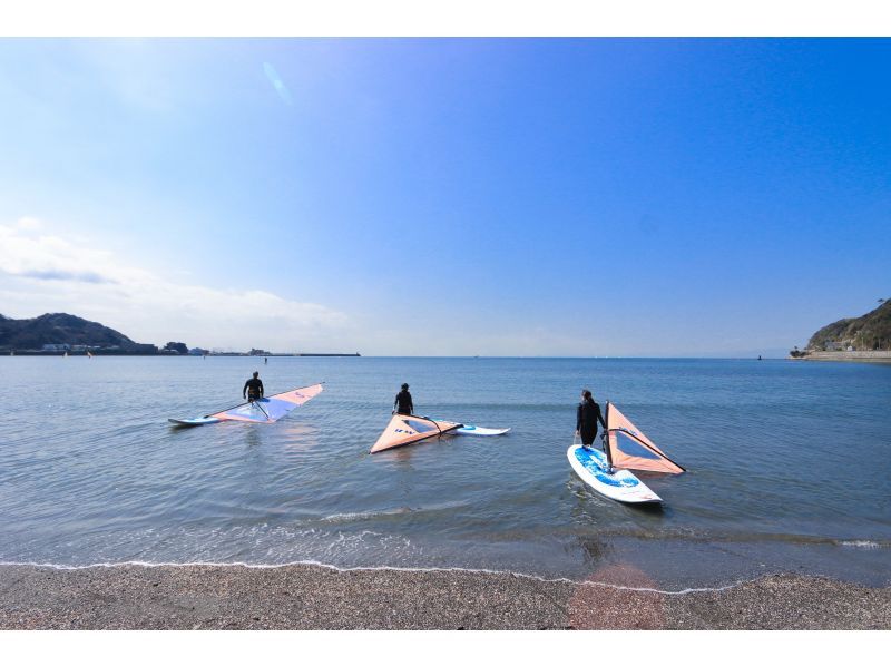 [神奈川·饺子：欢迎初学者！帆板运动半天体验课程♪の紹介画像