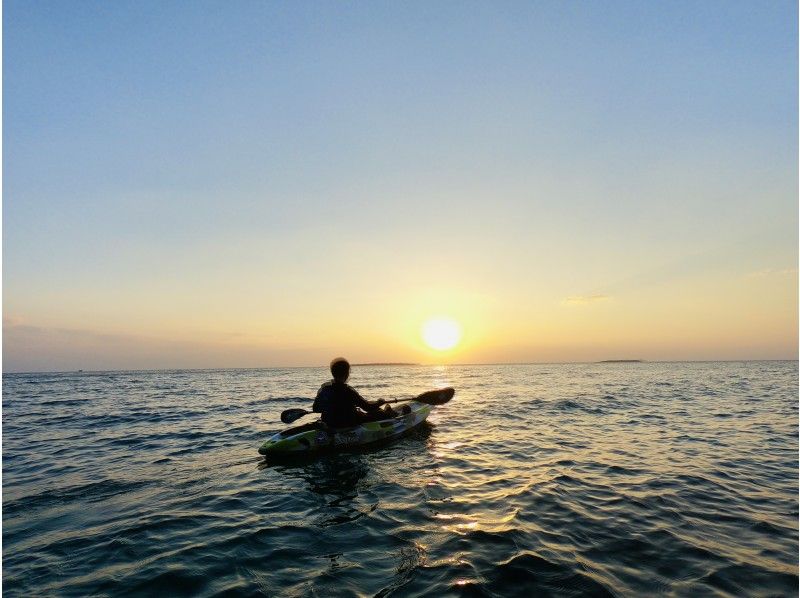 Popular NO.1! ! Unexplored area of God's island, Hamahiga Island & secret beach landing kayak tour!の紹介画像