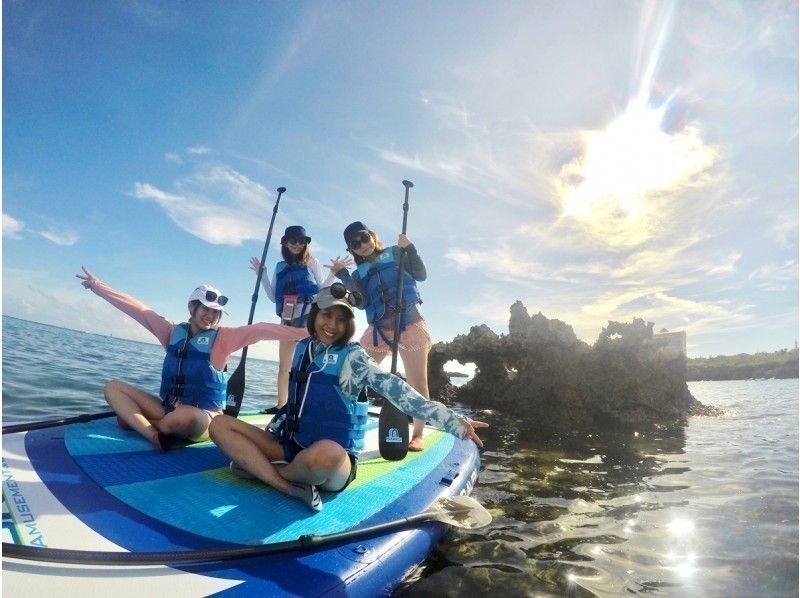 沖縄・宮古島】最大7人乗り！みんなで楽しく海上探検！BIG SUP（60分