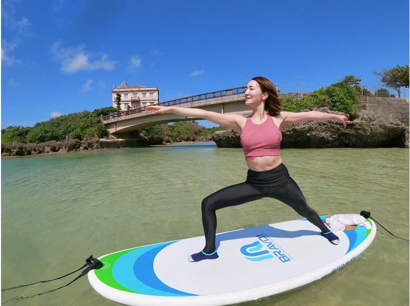 【沖縄・宮古島】初めてでも楽しめる！海の上でココロとカラダを解き放つSUP YOGA【写真データプレゼント】の紹介画像