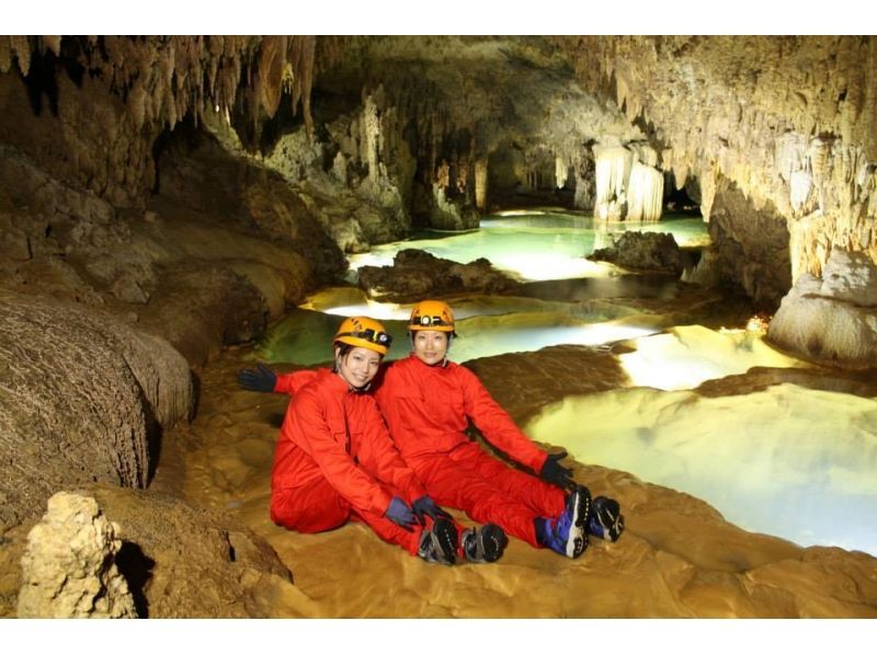 Japan Top spots! I would like to try a caving (cave exploration tour) experience on Okinoerabujima!