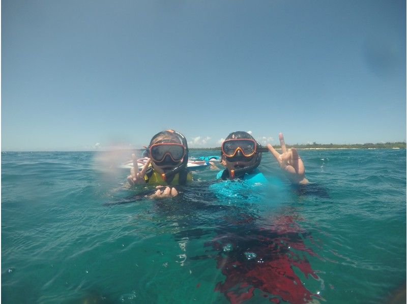 [在Minnajima游泳+浮潜]优秀的透明度！一个受欢迎的家庭呼吸管包！の紹介画像