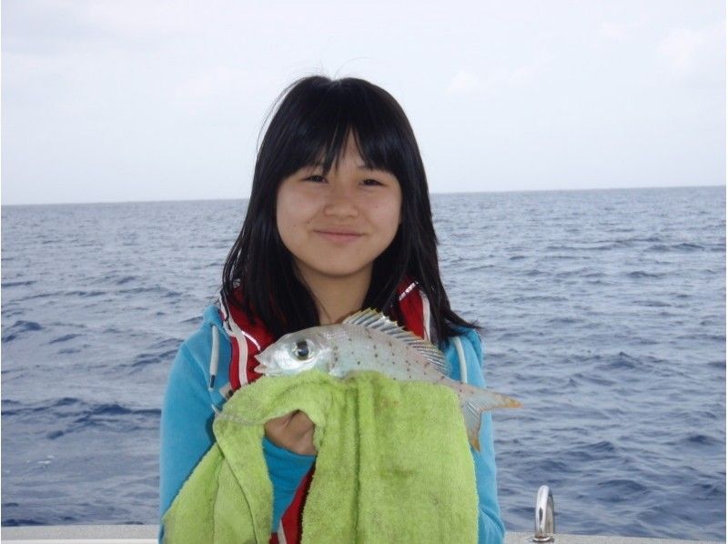 [Okinawa ・ Ishigaki island 】 1 day course with fishing & snorkel ☆ lunchの紹介画像