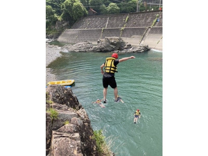 【熊本・人吉・球磨川】行くよー！激流コース☆ご夫婦さん・カップルさん・ご家族さん^ ^の紹介画像