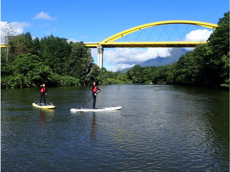 【北海道・ニセコ】まずは軽めに！短時間・低価格で楽しむならSUP体験（午後）の紹介画像