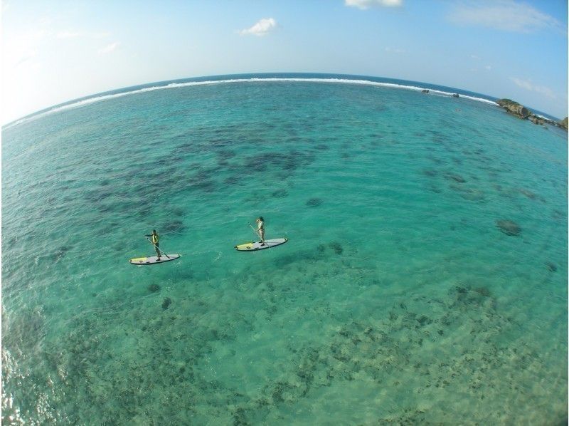 那覇から10分!糸満で体験するSUP(スタンドアップパドルボード)
