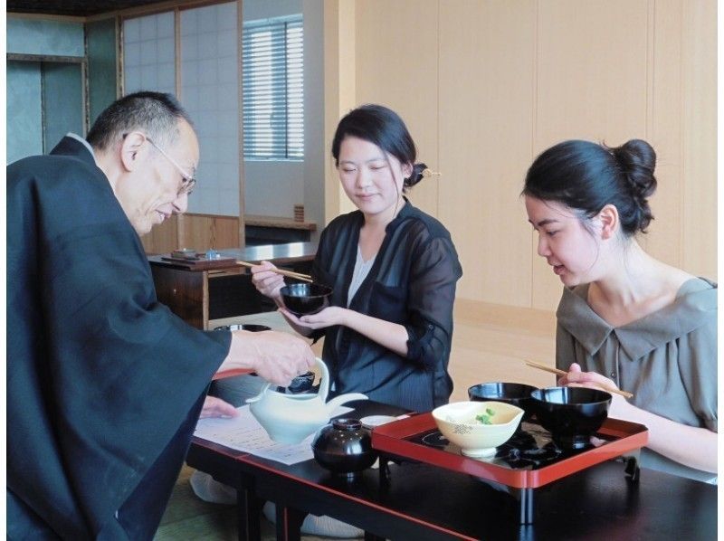 [โตเกียว・ Futako Tamagawa] เพลิดเพลินไปกับประสบการณ์การดื่มชาต้นตำรับกับ kaiseki ชาดั้งเดิม traditionalの紹介画像