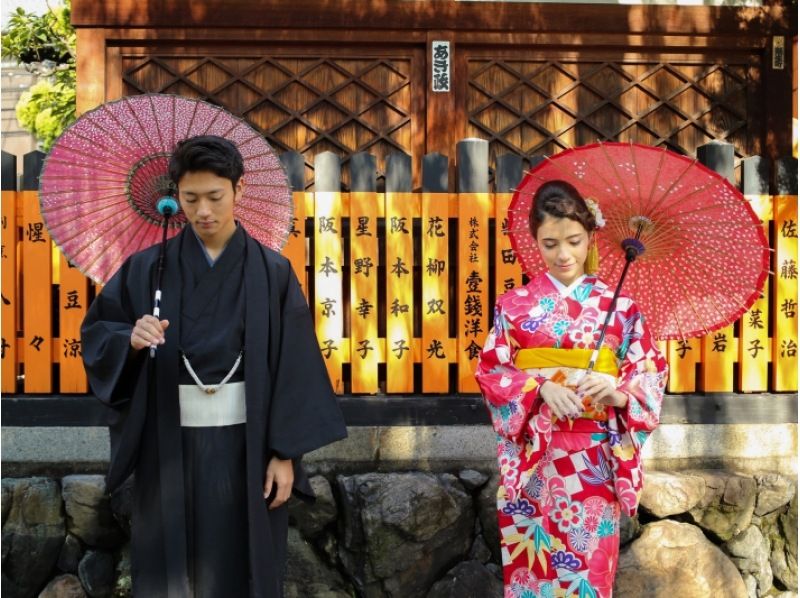 [Kyoto Yasaka Shrine] Kimono rental "Men's plan" You can walk around the city with a couple! Come empty-handed!の紹介画像