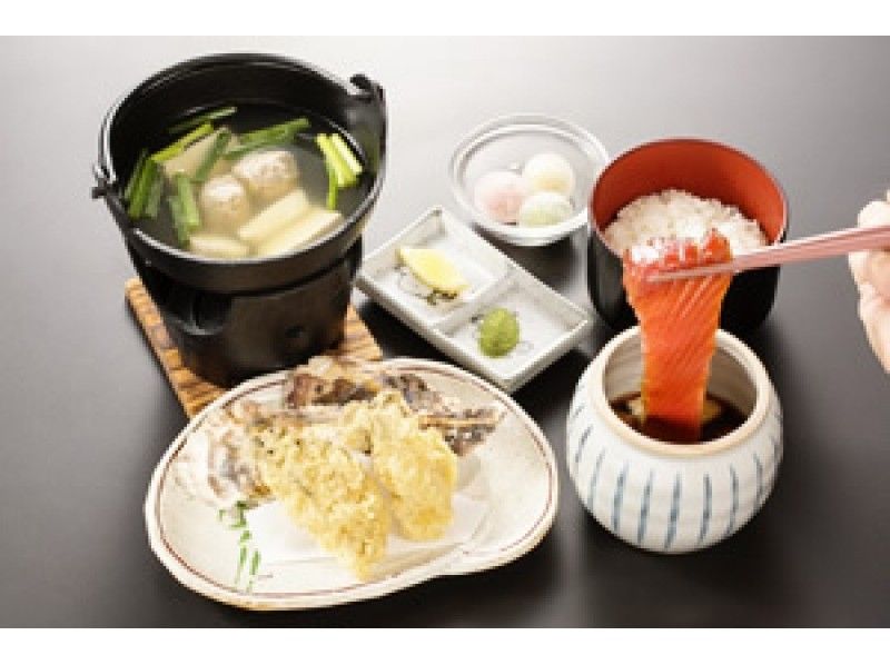 【宮城・塩竈】<事前予約でお得に！>笹かまぼこ手焼き体験と選べるお食事・お土産セットプラン！の紹介画像