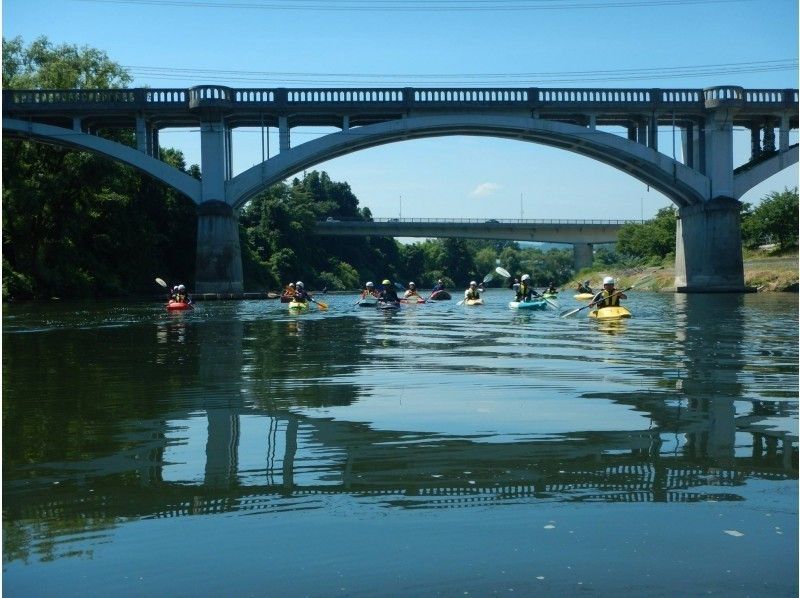[Yamagata ・ Sagae] Suddenly going down the river ☆ Mogami River Canoe Tour (60 minutes)の紹介画像