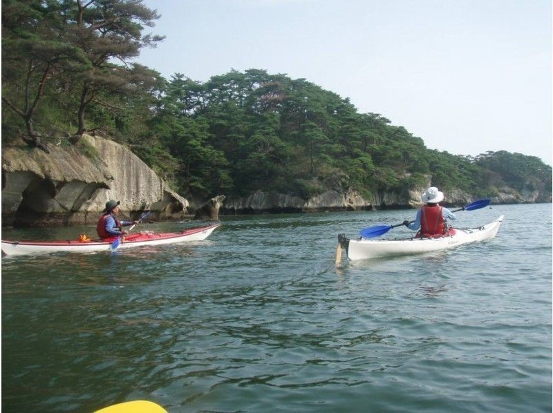 [ยามากาตะ・ สึรุโอกะ] ไปเดินเล่นทะเลกันเถอะ♪พายเรือคายัก(Sea Kayaking)ประสบการณ์ (200 นาที)の紹介画像