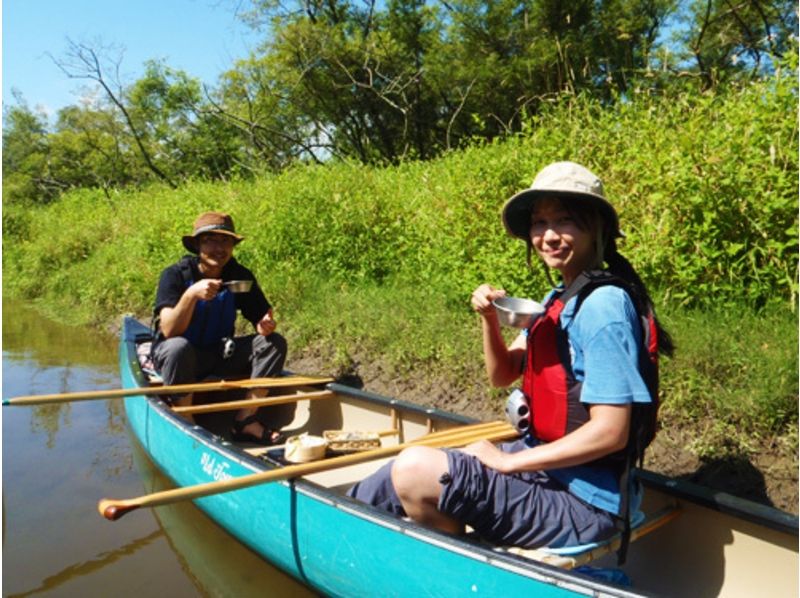 [Hokkaido ・ Kushiro River】 Let's feel the wind of nature slowly! Canoe experience half-day Course (Kushiro River Wetland Course)の紹介画像
