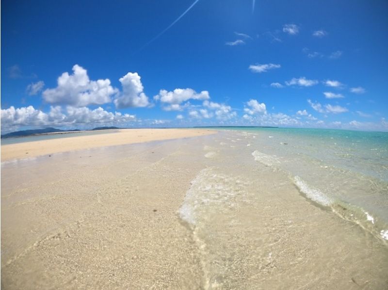 [Okinawa/Ishigaki Island] Same-day reservation OK! Landing on the phantom island + 3-piece snorkel set (free transportation) / Even on the day you arrive ◎ Choose from 4 flights a day / Autumn sale underway!の紹介画像