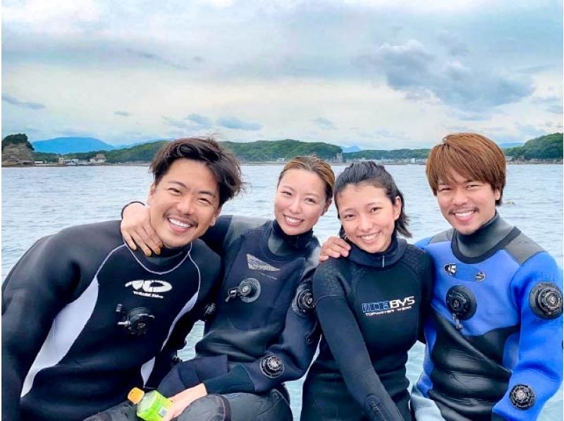 [Trial Dry Suit Campaign] For those who want to enjoy the winter season♪ (2 boat dives + full equipment rental included)の紹介画像