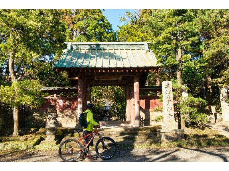 [空手易用！ ]鎌倉Shichifukujin自行車之旅 - 帶導遊鎌倉和湘南在海中騎自行車の紹介画像