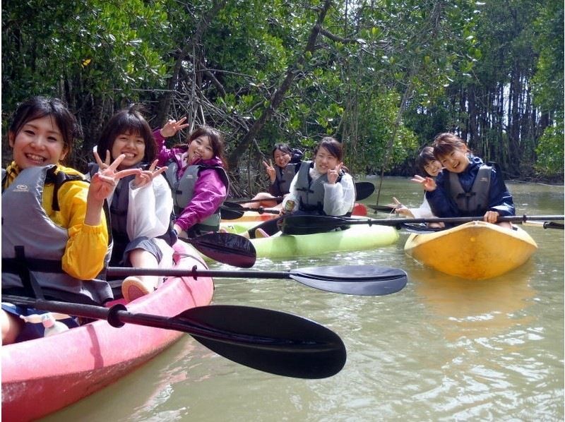 【沖縄・億首川】沖縄県カヤック・カヌー協会公認ガイドと行く・マングローブ林&rarr;海&rarr;ビーチ上陸・初心者でも２度目の参加でも楽しめる・無料撮影付の紹介画像