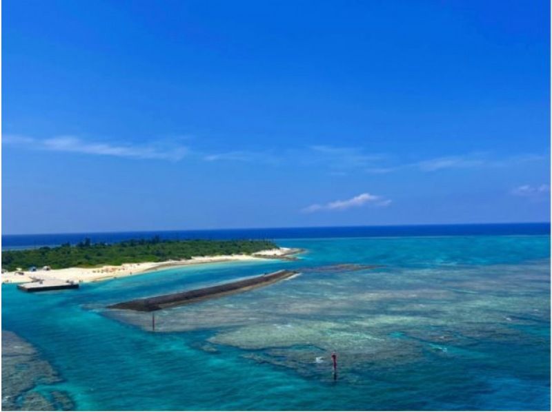 오키나와 &middot; 미나미 섬 【E 플랜 ◆ 당일치기 해수욕】 미나미 섬 왕복 승선권 & 점심 & 파라솔 1 개 포함! !の紹介画像