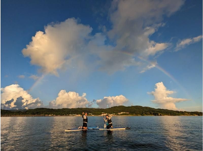 【西表島／島内宿泊者限定】世界遺産サンライズSUP｜朝の澄んだ島の空気が、心と身体に活力を届ける（写真・動画データ付／島内送迎あり）の紹介画像