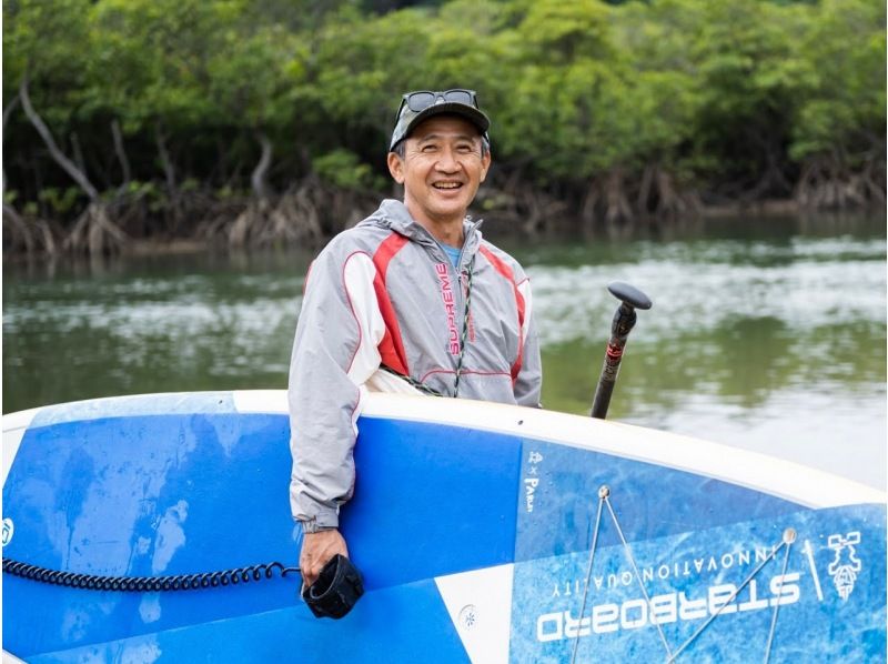 【西表島／由布島】SUP＆日帰り離島ツアー｜認定ガイドと行く世界自然遺産SUP ＆ 水牛車で渡る由布島の島時間旅(写真データ付)の紹介画像