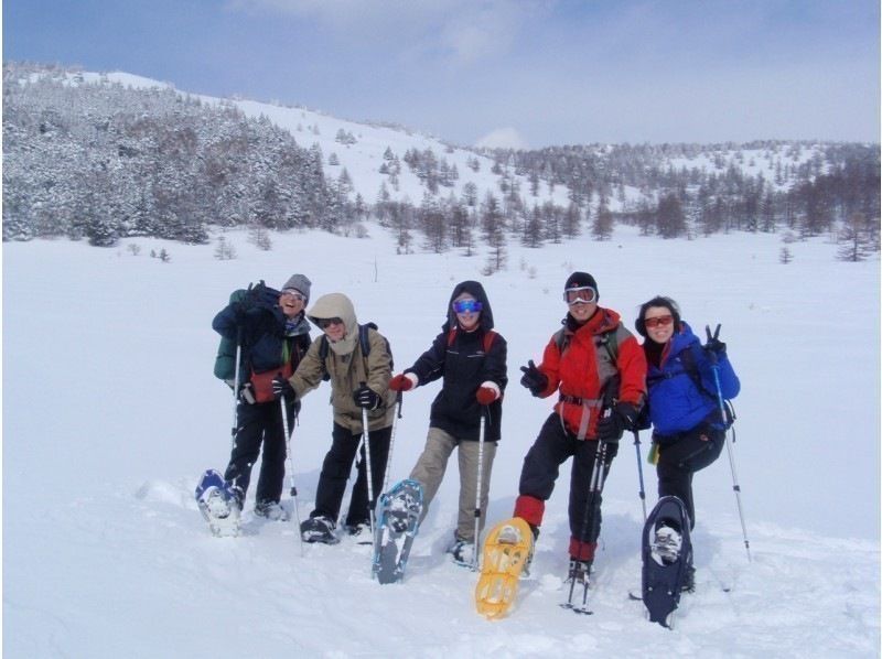 【Nagano · Karuizawa】 Snowshoe hiking "Snowy field backcountry" Powder snow enjoyment ☆ Asama volcano areaの紹介画像