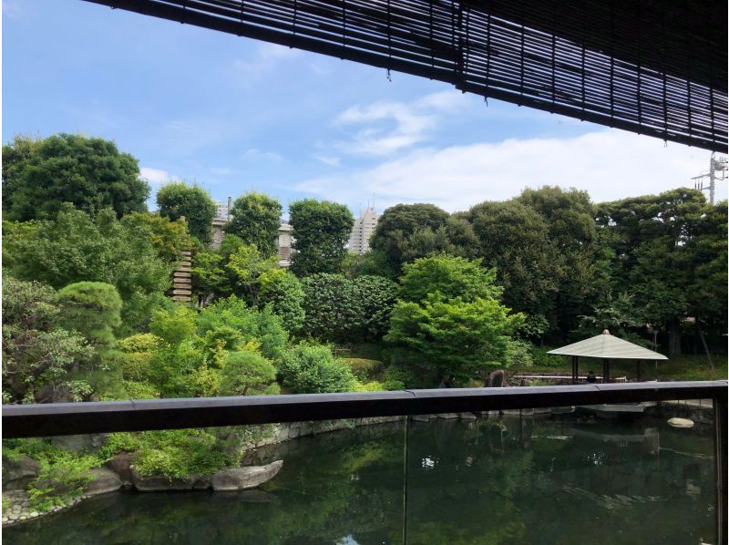 【東京・目白】7/15（月祝）開催！絶景日本庭園を望む和室でゆったりヨガプランの紹介画像