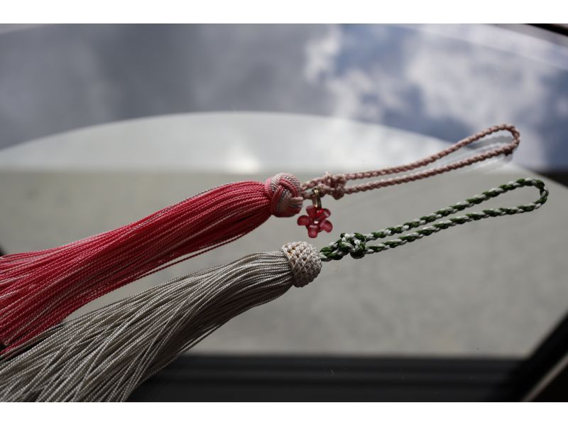 [Kyoto, Nijo Johoku] Experience making key chains for Kyoto twisted bunch (Yorifusa) and Kumihimo (braided cord)!の紹介画像