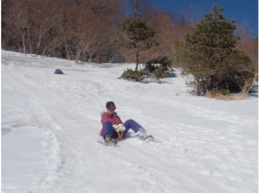 軽井沢 長野 群馬 スノーシュー 雪山そり滑りアドベンチャー スノースライディング バックカントリーbcそり滑り1日ツアー 高峰高原 アクティビティジャパン