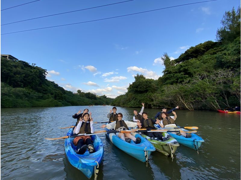 マングローブカヤックツアー【当日予約可】ツアー画像プレゼント！２歳からOK、家族・カップル・女子旅に人気♪本島中部・アクセス便利の紹介画像