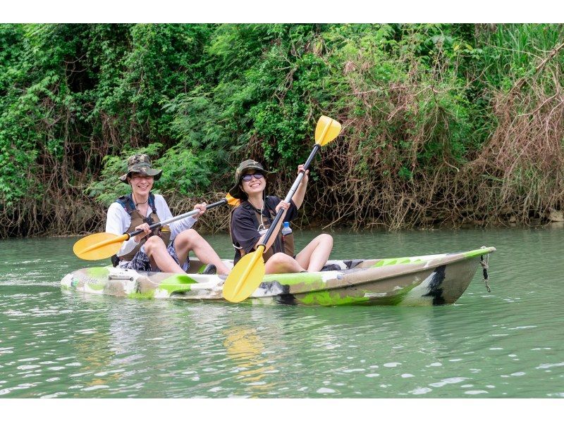 マングローブカヤックツアー【当日予約可】ツアー画像プレゼント！２歳からOK、家族・カップル・女子旅に人気♪本島中部・アクセス便利の紹介画像