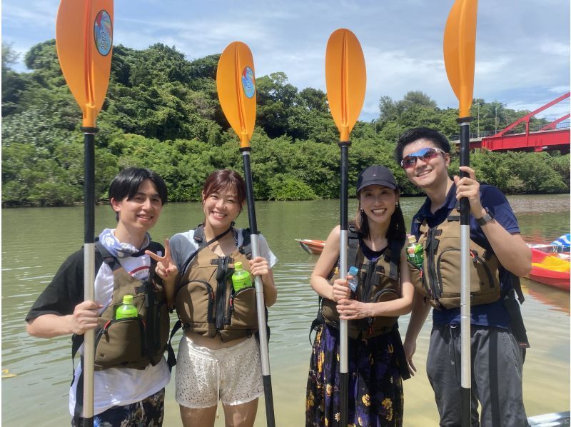 マングローブカヤックツアー【当日予約可】ツアー画像プレゼント！２歳からOK、家族・カップル・女子旅に人気♪本島中部・アクセス便利の紹介画像