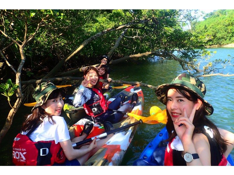 Mangrove Kayak Tour [Reservations available on the day] Tour images included! Suitable for ages 2 and up, popular with families, couples, and girls' trips! Central main island, easy accessの紹介画像