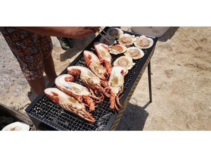 [Okinawa Nago] At the beach BBQ ♪ Marine sports are also fulfillingの紹介画像