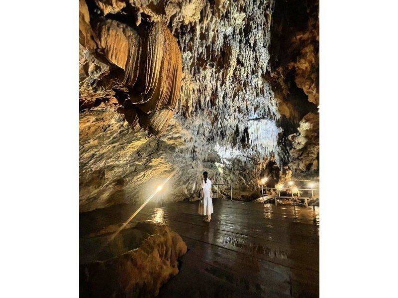 [오키나와 · 우루] 부담없이 즐길 수있는 신비의 동굴! CAVE OKINAWAの紹介画像
