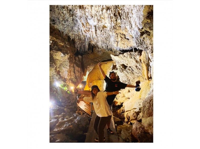 [冲绳/ uruma市]您可以轻松享受的神秘石灰岩洞穴！冲绳洞の紹介画像