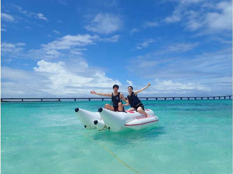 [Okinawa Miyakojima] Water attractions at the spectacular Secret Maehama Beach ☆ 3 types of marine attractions! Banana, Marble and Bandwagonの紹介画像