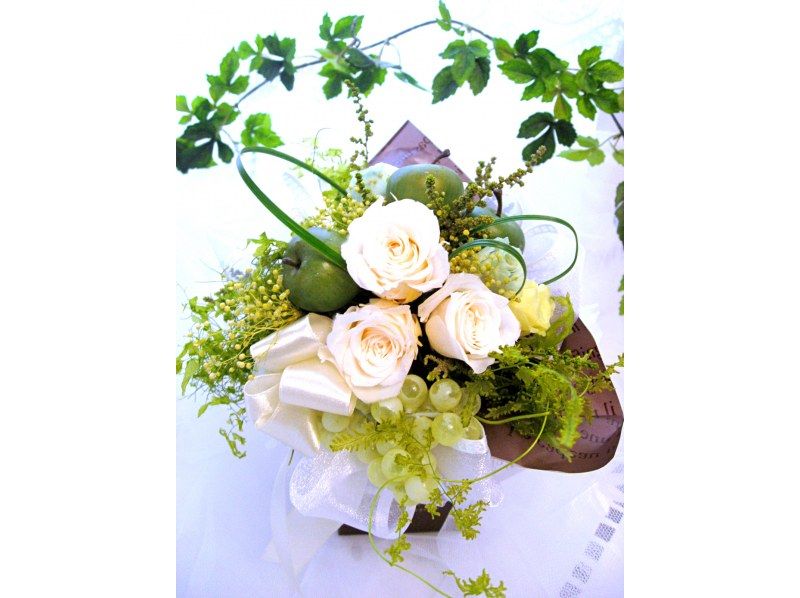 [Kanagawa/Yokohama] Preserved Flower "Paris Mini Bouquet" Lesson After Tea Time &With a shuttle bus!