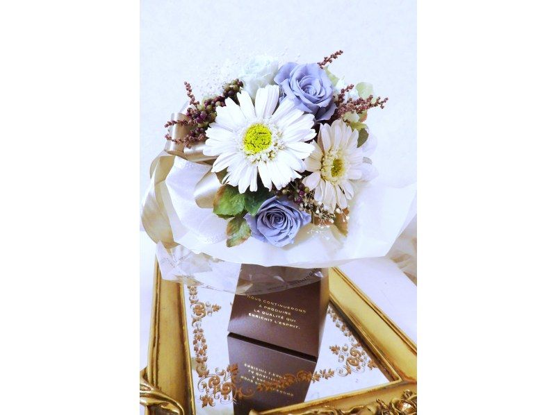 [Kanagawa/Yokohama] Preserved Flower "Paris Mini Bouquet" Lesson After Tea Time &With a shuttle bus!