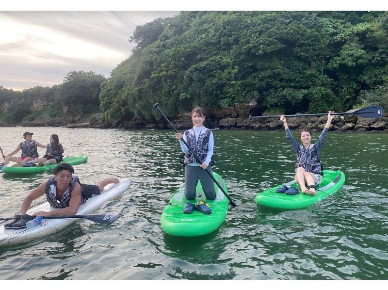 [沖縄·Higakawa】4人以上在折扣、特惠來吧！ “Gujumaru樹”紅樹林SUP遊船♪（2歲 - ）の紹介画像