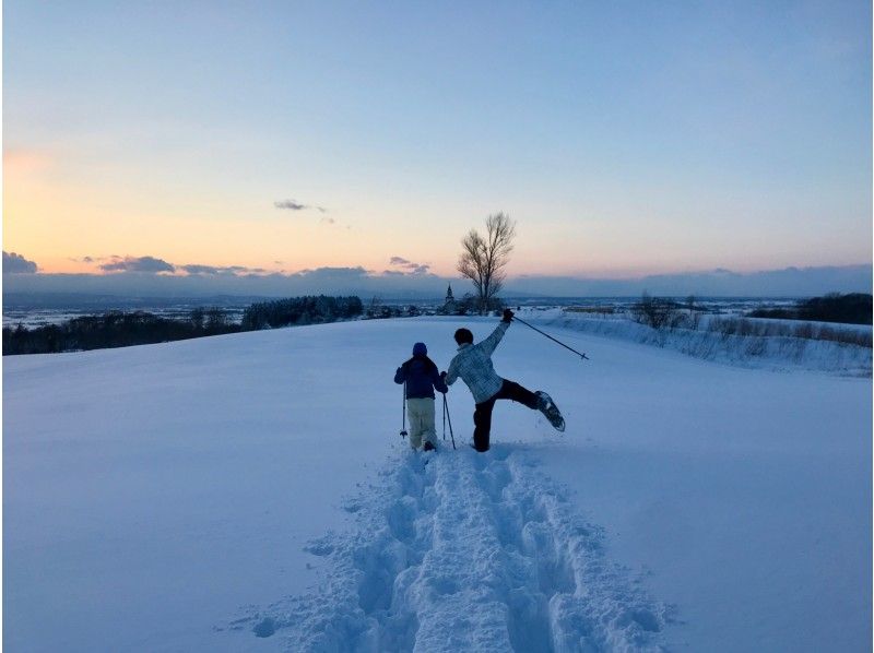 インスタ映え抜群の写真が撮れるツアー！女子旅やカップルの思い出作りに！ 石狩平野を望む丘の紹介画像
