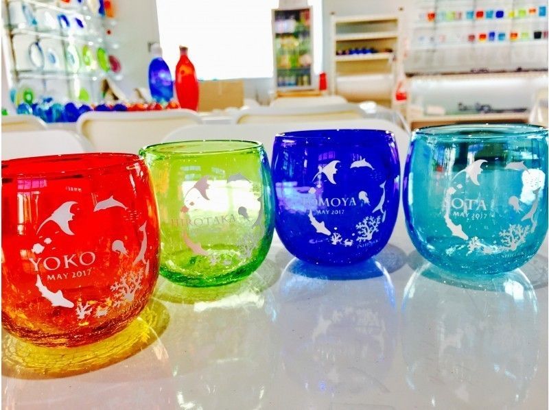 [Okinawa, Naha/Kokusai Street] Make your own original glass work with sandblasting! Easy access! You can easily experience it in between sightseeing!の紹介画像