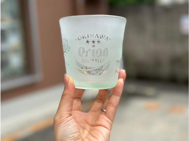 [Okinawa, Naha/Kokusai Street] Make your own original glass work with sandblasting! Easy access! You can easily experience it in between sightseeing!の紹介画像