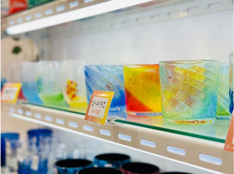 Okinawa / Naha / Kokusai-dori] Make original glass works by