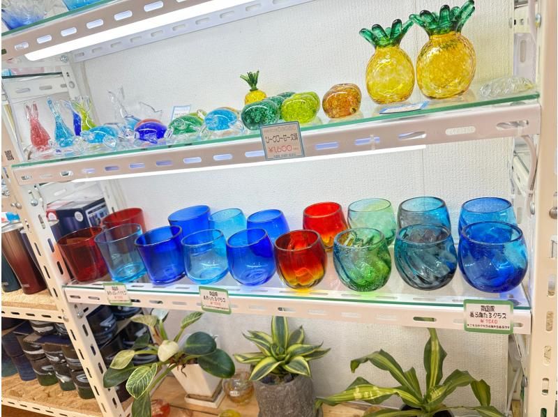 [Okinawa, Naha/Kokusai Street] Make your own original glass work with sandblasting! Easy access! You can easily experience it in between sightseeing!の紹介画像