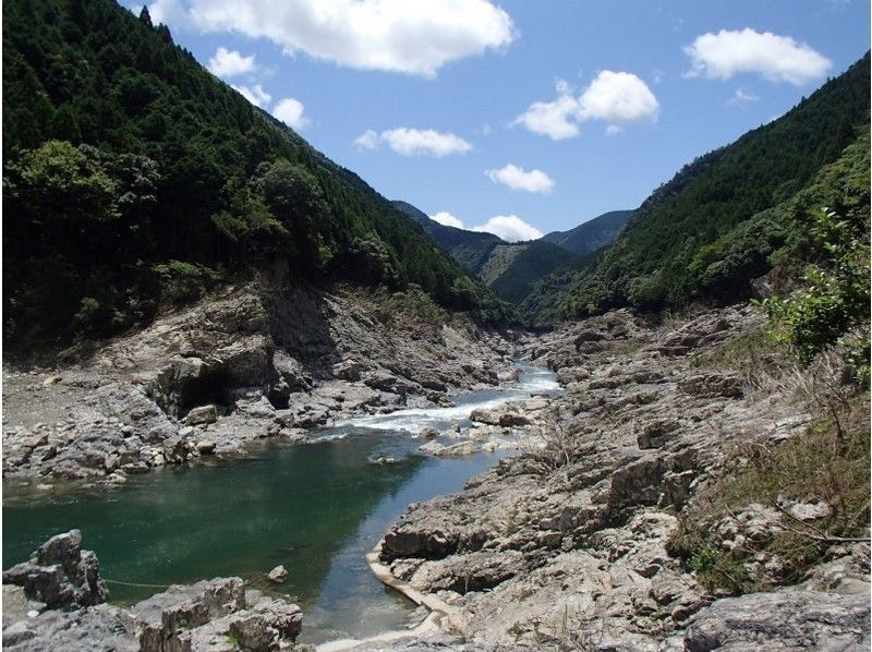 【和歌山・北山川】ラフティング（1日コース）【関西有数の激流ポイント！】の紹介画像